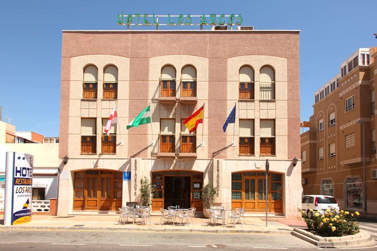Hotel Los Arcos El Alquián Extérieur photo